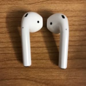 Apple air pods